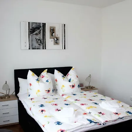 Сasa de vacaciones Spacious Holiday In With Trampoline